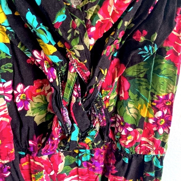 HP Brand NWOT Gorgeous Boho Floral Mimi Chica Dress W/ Pockets Size Medium - Picture 5 of 11